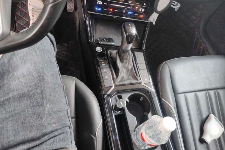 Used Volkswagen Passat 2022 330TSI Starry Elite Edition Gear Lever