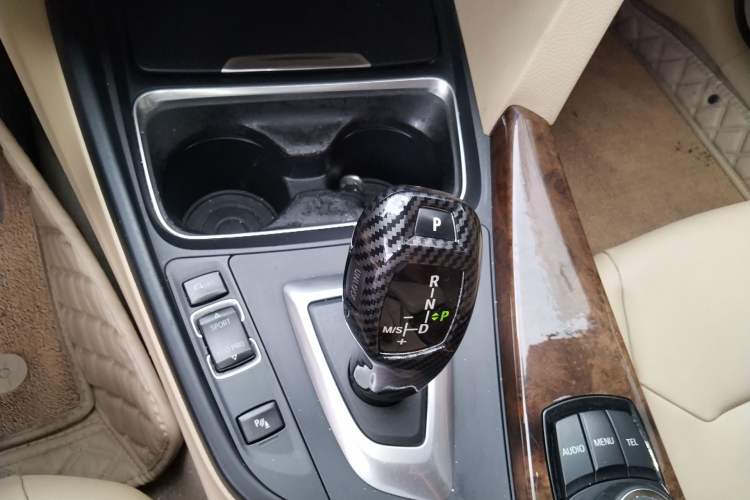 Used BMW 3 Series 2013 320Li Fashion Model
