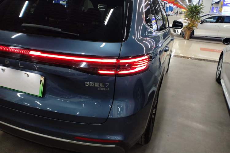 Used Geely Galaxy Galaxy Xingjian 7 EM-i 2025 120km Flagship Edition