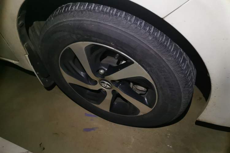 Used Toyota Levin 2017 Revised 185T CVT Elite Edition China V Standard Right Front Wheel Hub