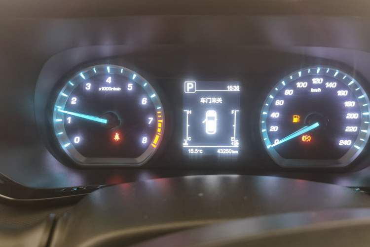 Used CHANGAN OSHAN X5 2021 1.6L CVT Luxury Version Instrument Cluster