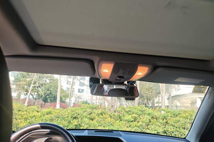 Used Mercedes-Benz GLK-Class 2012 GLK 300 4MATIC Luxury Model