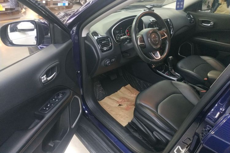 Used Jeep Compass 2019 220T Automatic Family Edition
