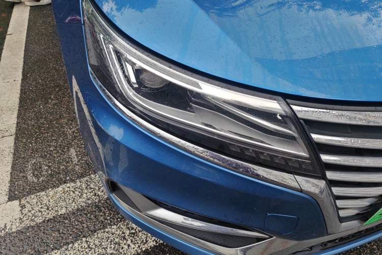 Used Roewe i6 New Energy 2017 45T Hybrid Connective Smart Luxury Edition