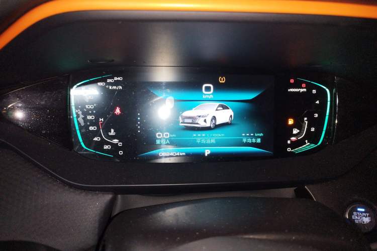 Used Dongfeng Aeolus Yixuan MAX 2023 1.5T Ultra-Stylish Trendsetting Dad Edition Instrument Cluster