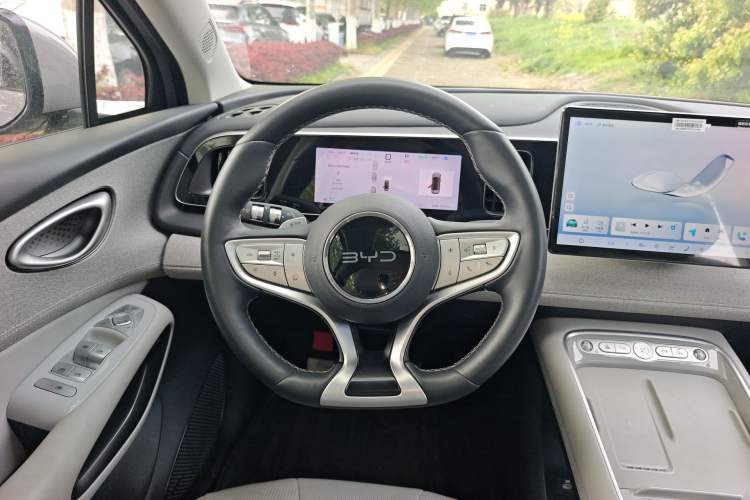 Used BYD Sealion 05 EV 2025 520 km Smart Cruise Version Steering Wheel
