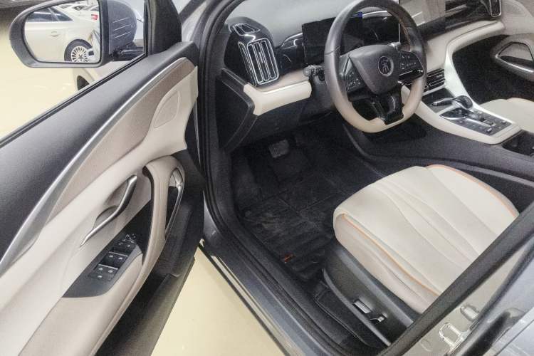 Used BYD Song Pro New Energy 2023 Champion Edition DM-i 71KM Navigation Model