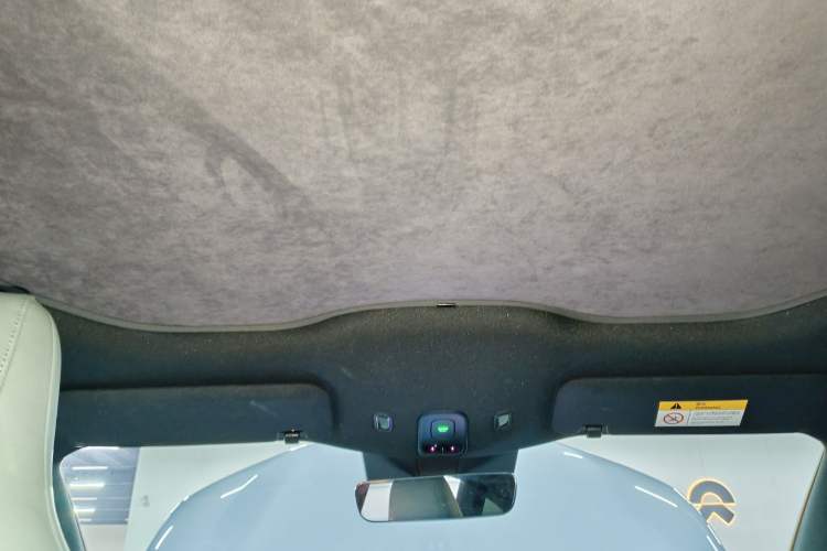 Used Nio ET5 2022 75 kWh Headliner