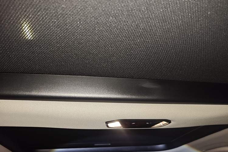 Used MINI 2025 1.5T COOPER Classic Edition Five-Door Version Headliner