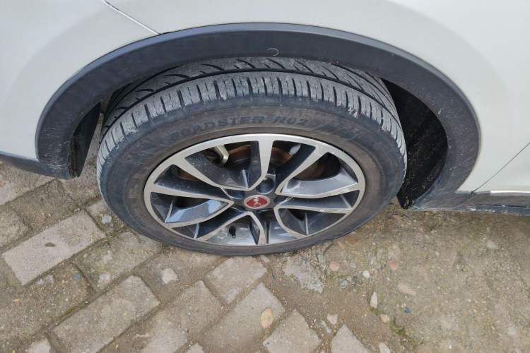 Used Hanteng X5 2018 1.5T CVT Luxury Edition Exterior 2