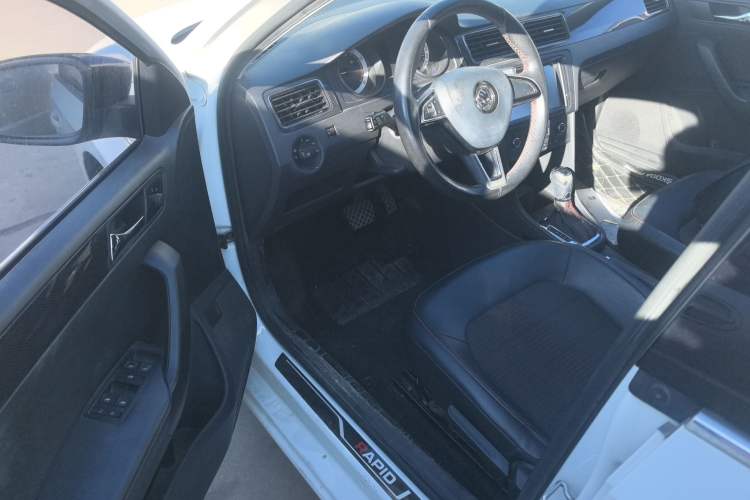 Used Skoda Rapid Spaceback 2018 1.6L Automatic Sport Edition