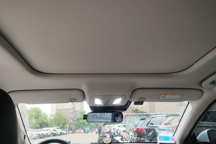 Used Dongfeng Aeolus Yixuan MAX 2022 1.5T Super Stylish Trendsetter Edition Headliner