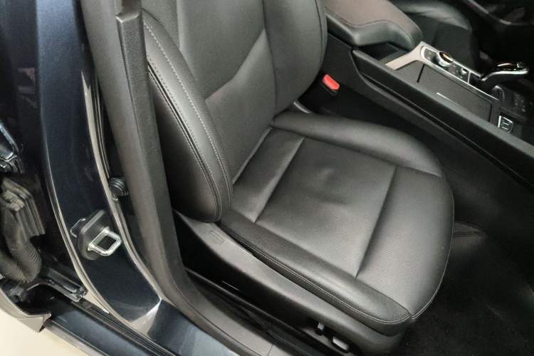 Used Cadillac CT5 2021 Revised 28T Luxury Version Right Front Seat