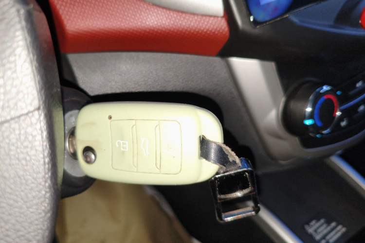 Used CHANGAN Benni 2015 1.4L IMT Prestige Model China V Standard Interior 1