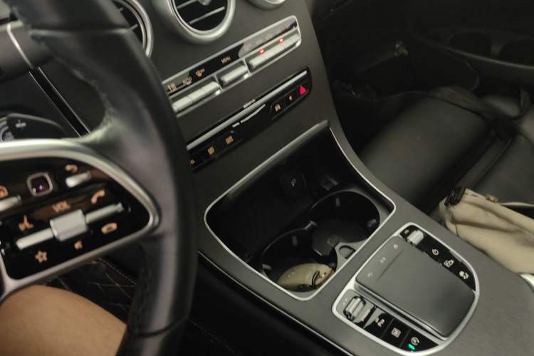 Used Mercedes-Benz GLC Coupe 2021 GLC 300 4MATIC Coupe SUV Gear Lever