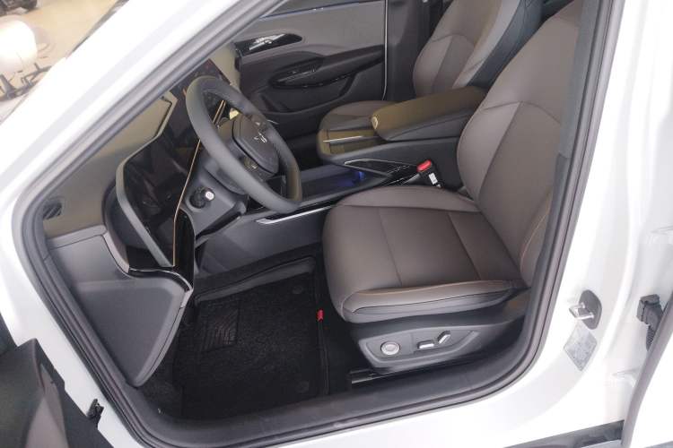 Used Hongqi EH7 2025 600 Smart Selection Edition
