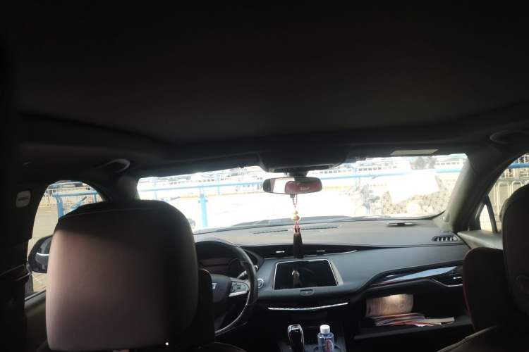 Used Cadillac XT4 2021 28T Two-Wheel Drive Tech Edition Headliner