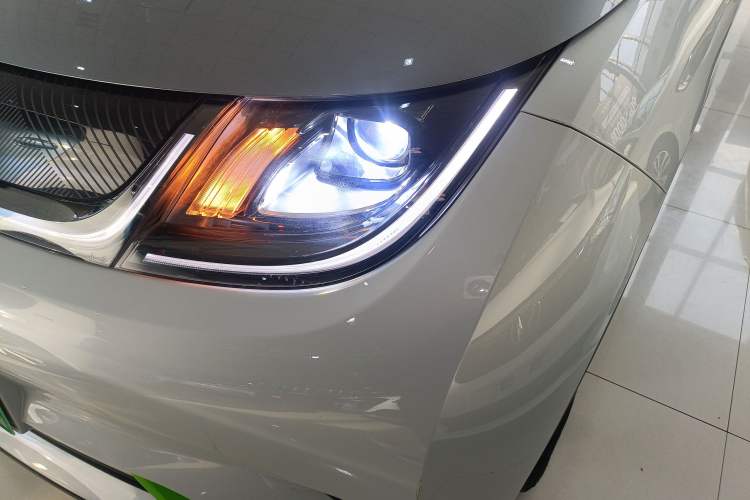 Used BYD Dolphin 2021 405 km Fashion Edition
