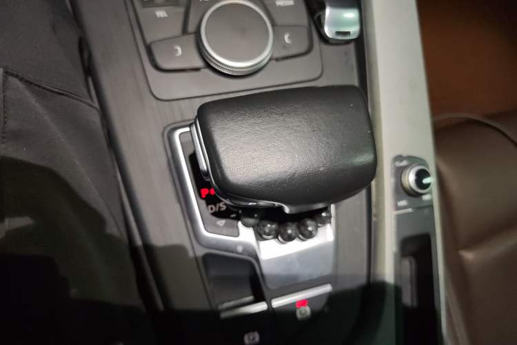 Used Audi A4L 2017 40 TFSI Fashion Model