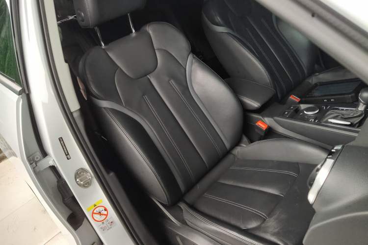 Used Audi Q2L 2023 35TFSI Fashion Dynamic Model