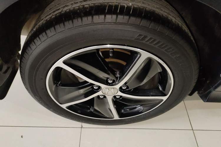 Used Honda Vezel 2019 1.5L CVT Luxury Model China VI Right Rear Wheel Hub