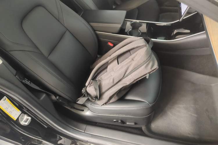 Used Tesla Model 3 2020 Revised Version Standard Range Rear-Wheel Drive – Upgraded Edition Right Front Seat