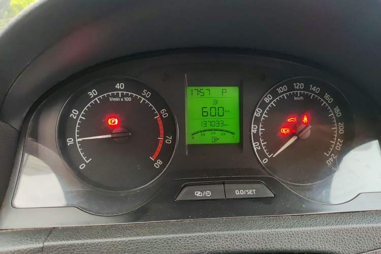 Used Skoda Rapid 2013 1.6L Automatic Smart Selection Model