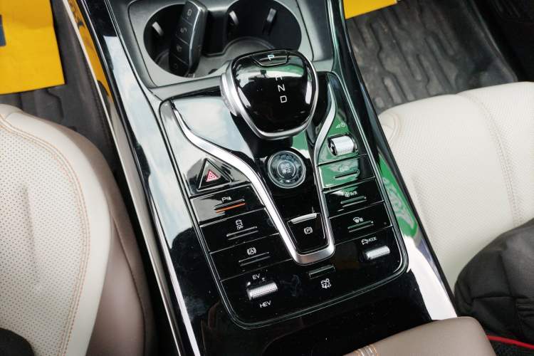 Used BYD Qin PLUS 2024 HONOR Edition DM-i 55KM Leading Model