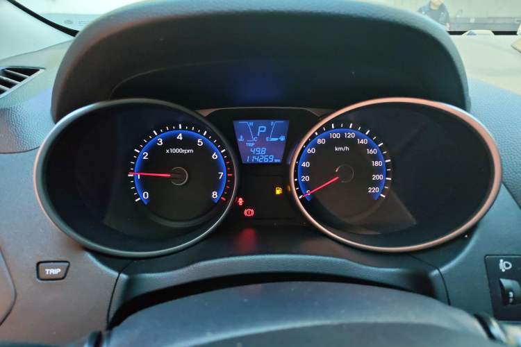 Used Hyundai ix35 2013 2.0L Automatic Two-Wheel Drive Smart GLS China IV Standard