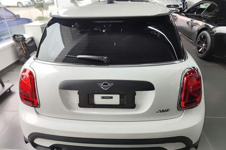 Used MINI MINI 2023 1.5T ONE