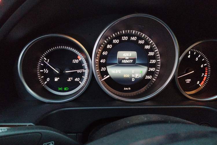 Used Mercedes-Benz E-Class 2015 Facelift E 260 L Luxury Edition