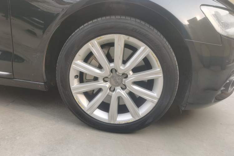 Used Audi A6L 2014 50 TFSI quattro Luxury Model Right Front Wheel Hub