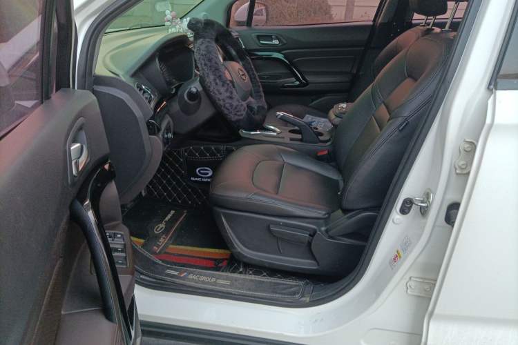 Used GAC Trumpchi GS4 2017 200T G-DCT Two-Wheel Drive Elite Edition
