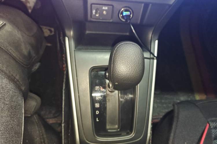 Used Nissan Sylphy 2022 Classic 1.6XE CVT Comfort Edition Gear Lever