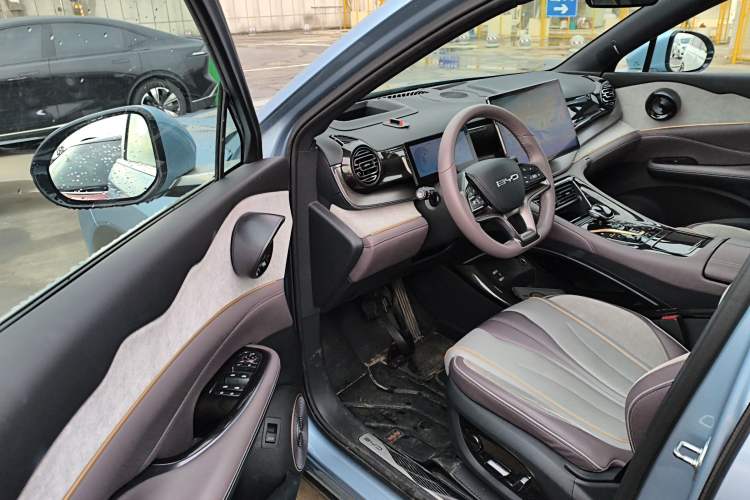 Used BYD Frigate 07 2023 DM-i 100KM Flagship Model
