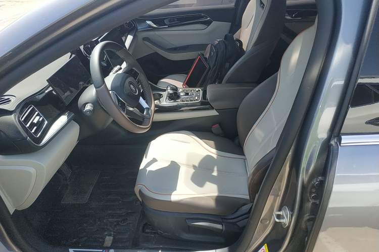 Used BYD Qin PLUS 2023 Champion Edition DM-i 120KM Leading Model
