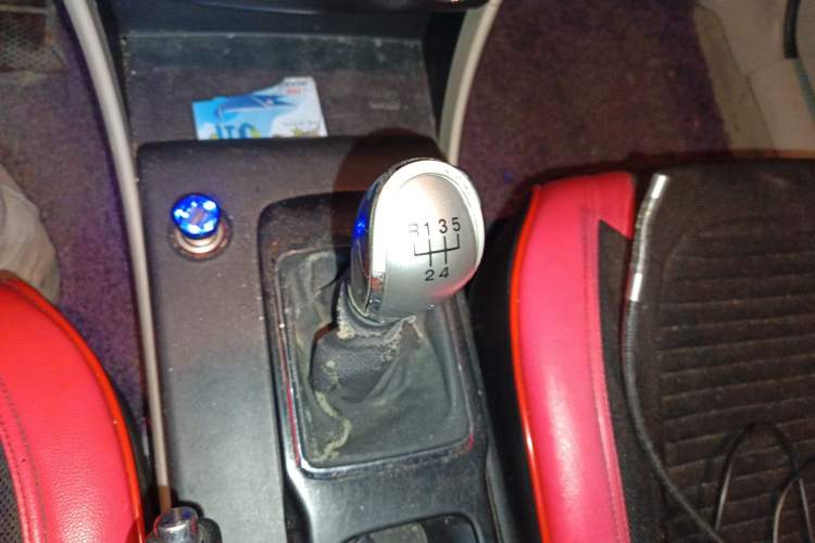 Used Bestune B50 2013 1.6L manual luxury version
