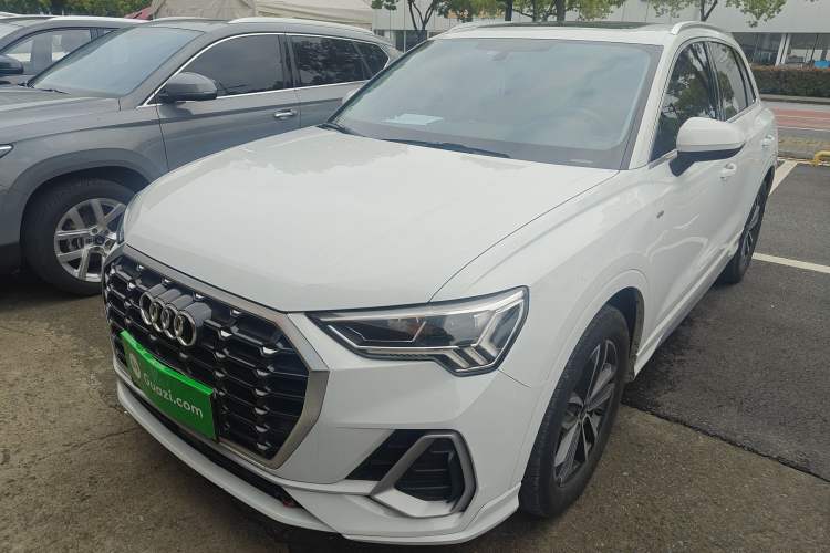 Used Audi Q3 2022 35 TFSI Progressive Dynamic Edition