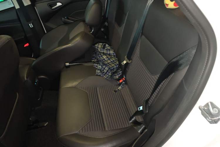 Used Ford Focus 2018 Hatchback Classic 1.6L Automatic Trendy SmartDrive Edition