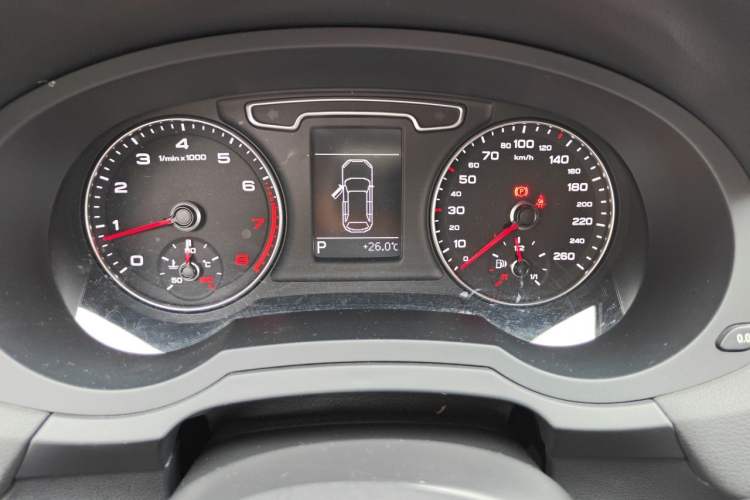 Used Audi Q3 2015 30 TFSI Ambition Edition
