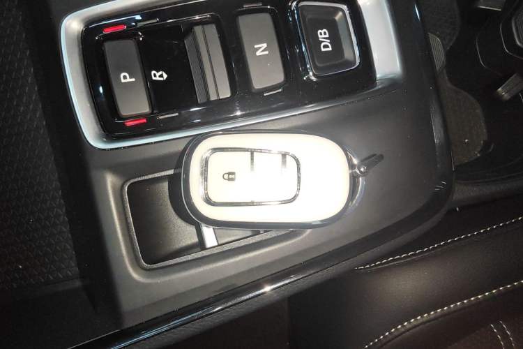 Used Honda CR-V 2023 2.0L eHEV Two-Wheel Drive Smart Edition