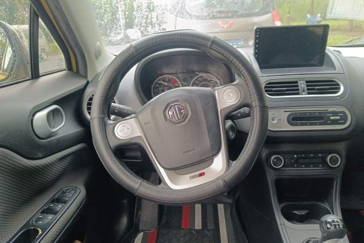 Used MG 3 2014 1.5L Manual Elite Edition Steering Wheel