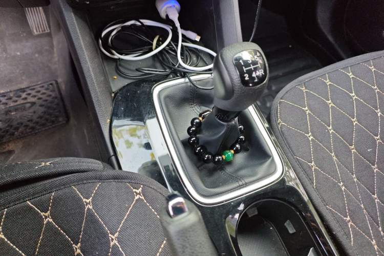 Used GAC Trumpchi GS3 2017 150N Manual Elite Edition Gear Lever