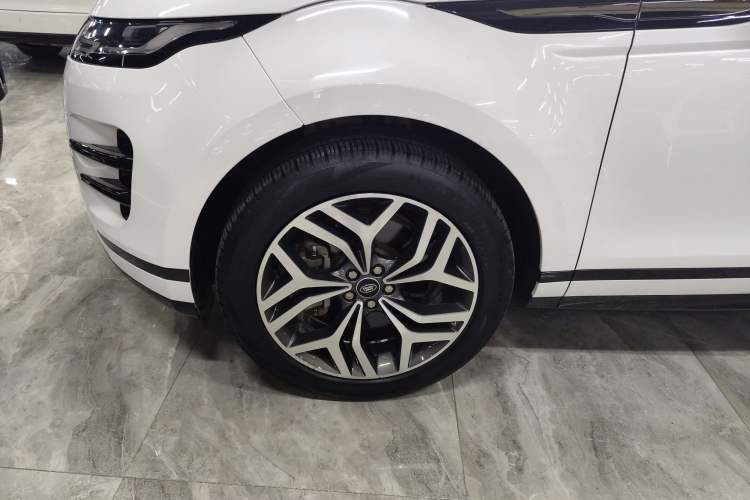 Used Land Rover Range Rover Evoque 2021 Range Rover Velar 249 PS R-Dynamic HSE Luxury Edition