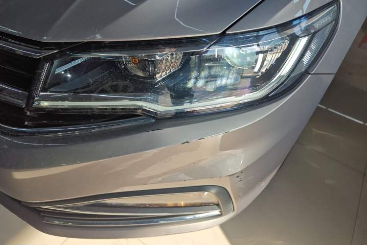 Used Volkswagen Bora 2021 1.5L Automatic Comfort Smart Connect Edition Left Front Headlight