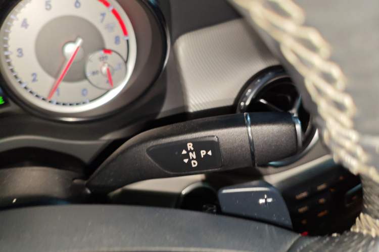 Used Mercedes-Benz GLA 2015 GLA 200 Fashion Model
