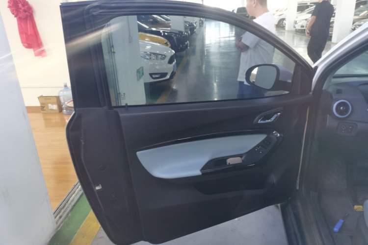 Used Chery New Energy Little Ant 2022 Sweet Pink Edition Full-Sugar Version 3-Cell Lithium 30kW 301km
