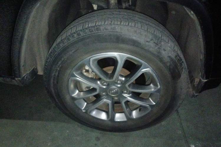 Used Jeep Grand Cherokee 2015 3.0L Comfort Navigation Edition