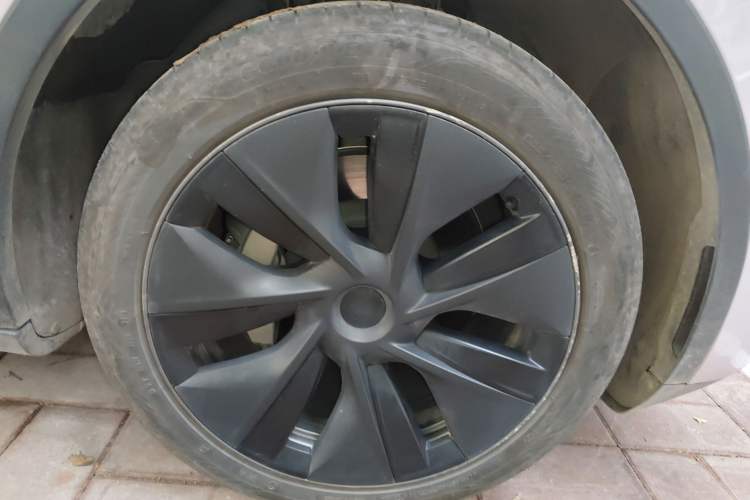 Used Tesla Model Y 2024 Rear-Wheel-Drive Version