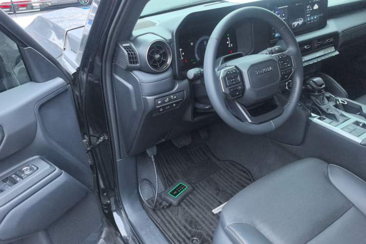 Used Toyota Prado 2025 2.4T All-Weather TX Version 5 Seats
